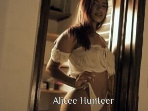 Alicee_Hunteer