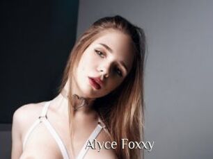 Alyce_Foxxy