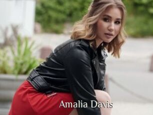 Amalia_Davis