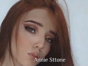 Annie_Sttone