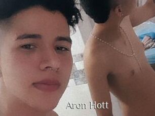 Aron_Hott