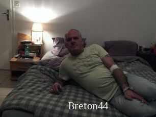 Breton44