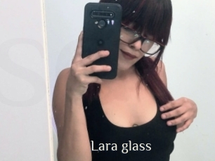 Lara_glass