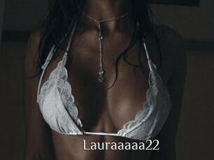 Lauraaaaa22