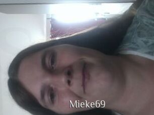 Mieke69