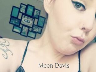 Moon_Davis