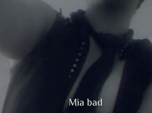 Mia_bad