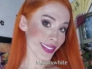 Moonxwhite