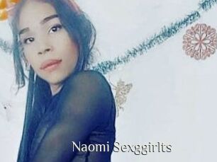 Naomi_Sexggirlts