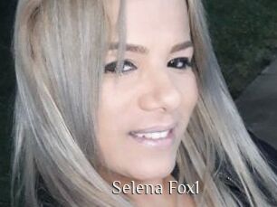 Selena_Fox1