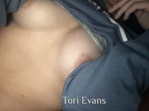 Tori_Evans